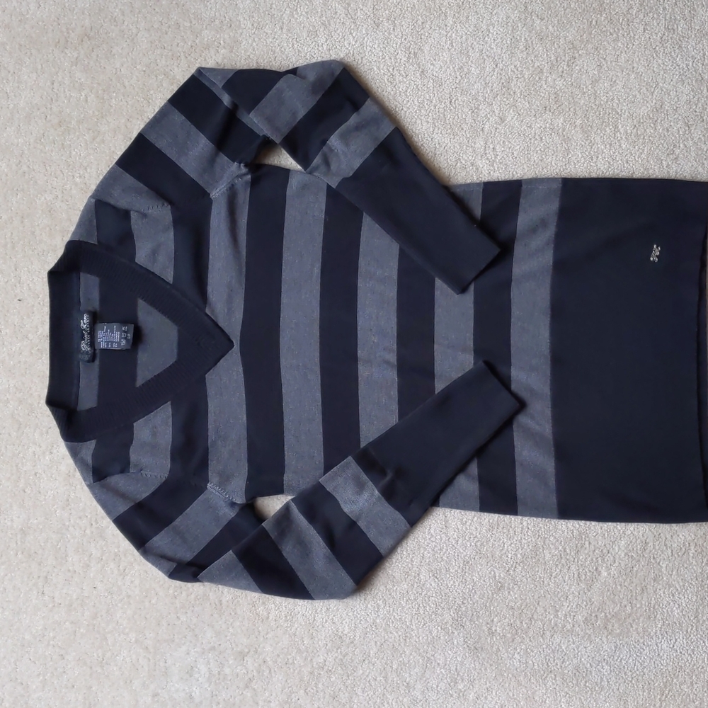 Point Zero Black/Grey Striped Sweater, S, V-Neck Hip Length